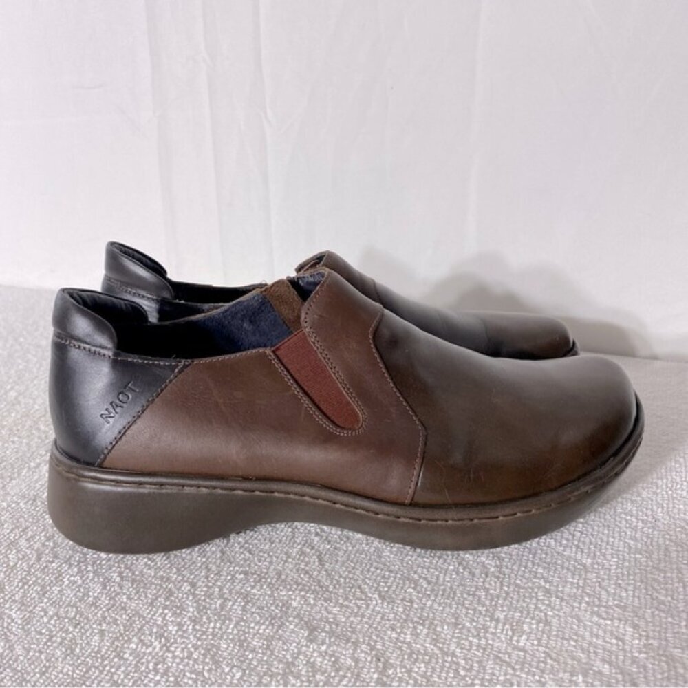 SOLD-Naot Brown Leather Slip On Round Toe Shoes 40
